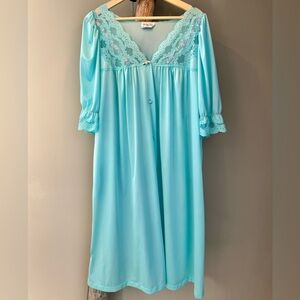 Vintage Vanity Fair Sz L Button Up Nylon Lace Puff Sleeve Nightgown Robe Pocket